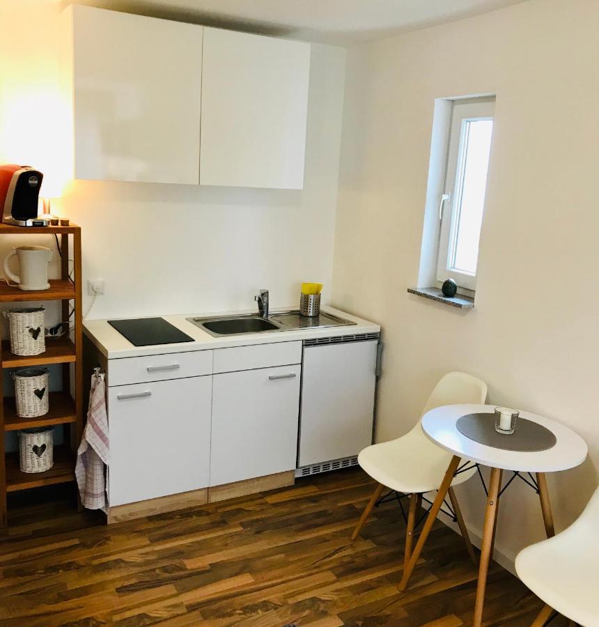 Top Renoviertes Apartement In Bester Lage Von Homburg- 5 Fussminuten Zur Uniklinik 홈부르크 외부 사진