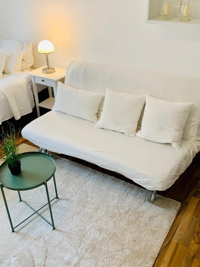 Top Renoviertes Apartement In Bester Lage Von Homburg- 5 Fussminuten Zur Uniklinik 홈부르크 외부 사진