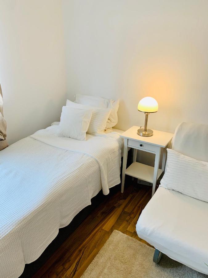 Top Renoviertes Apartement In Bester Lage Von Homburg- 5 Fussminuten Zur Uniklinik 홈부르크 외부 사진